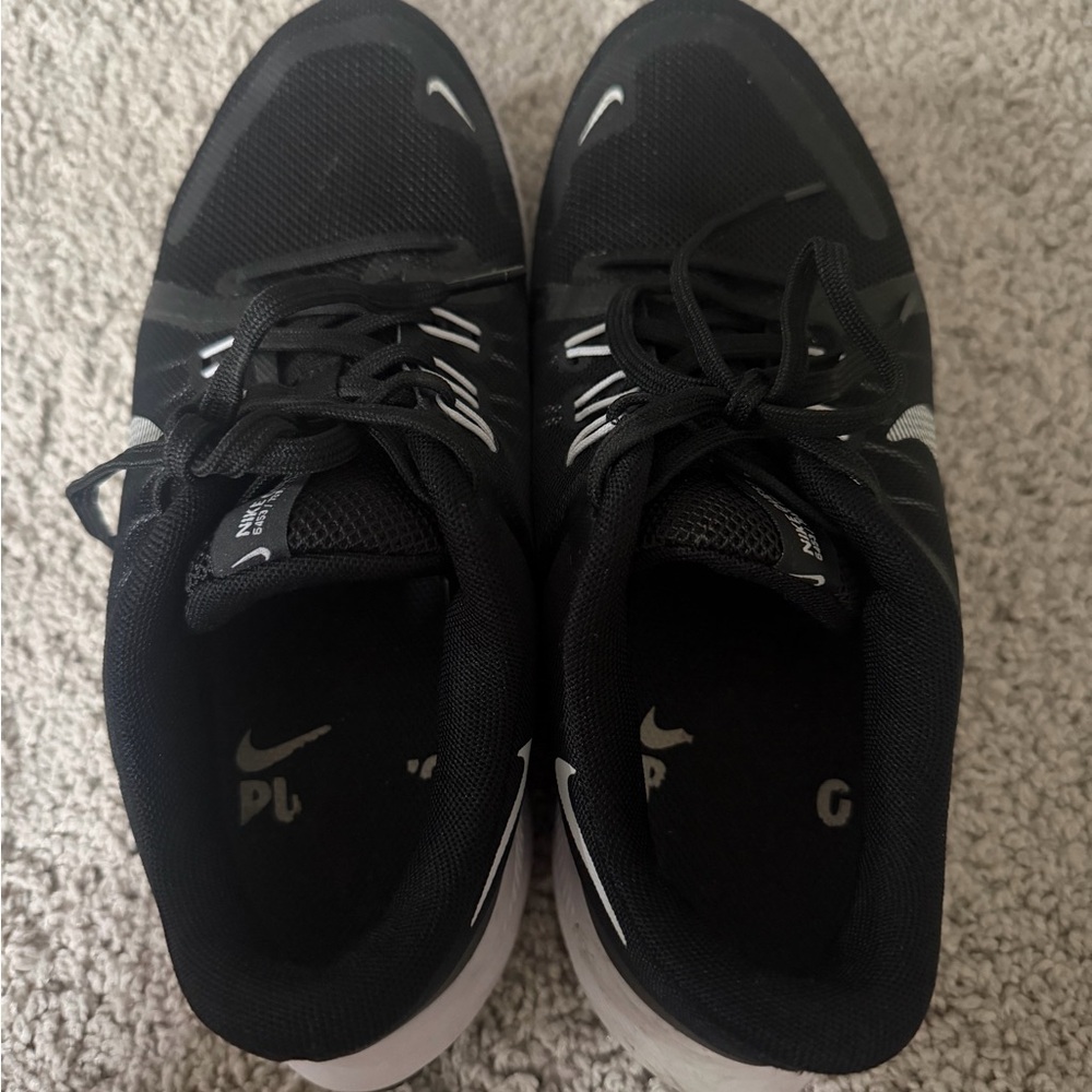 Nike Quest 4 Womens Sneakers - Picture 3 of 5